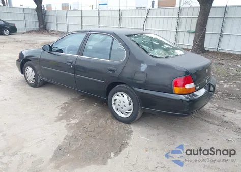1998 Nissan Altima Xe/Gxe/Se/Gle из США, поврежденный, VIN 1N4DL01DXWC240518